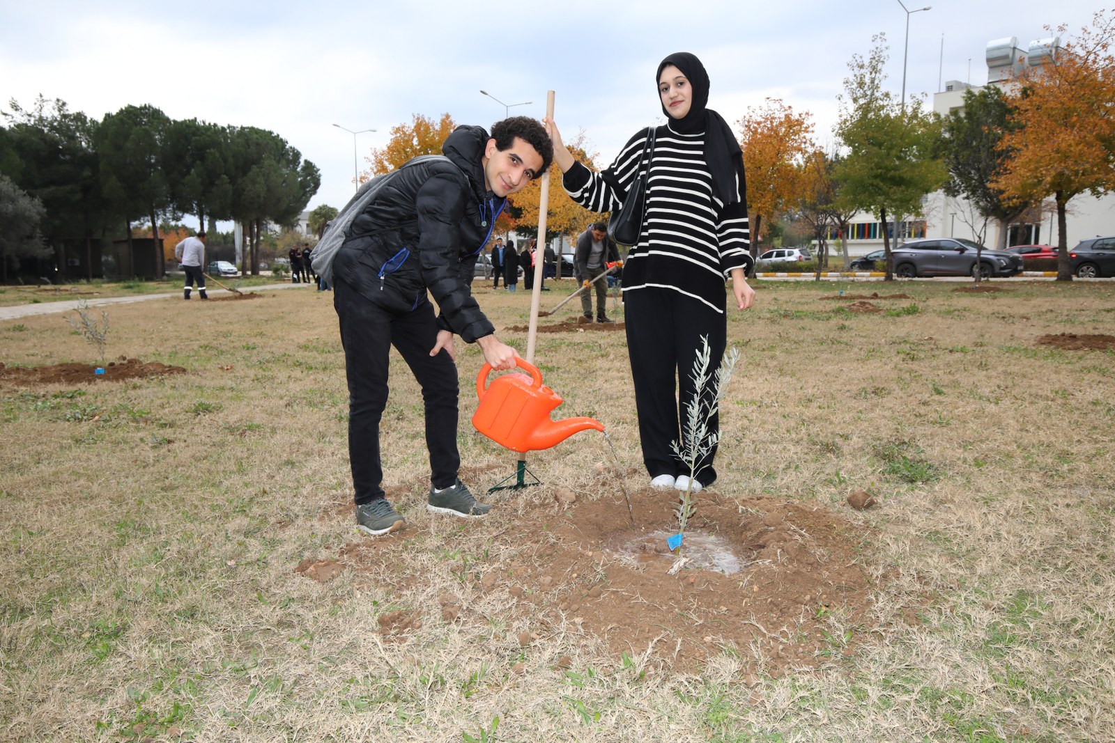 Akdeniz &Uuml;niversitesi Fidan Dikimi