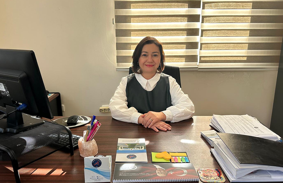 Aydan hoca-foto organizasyon.jpg