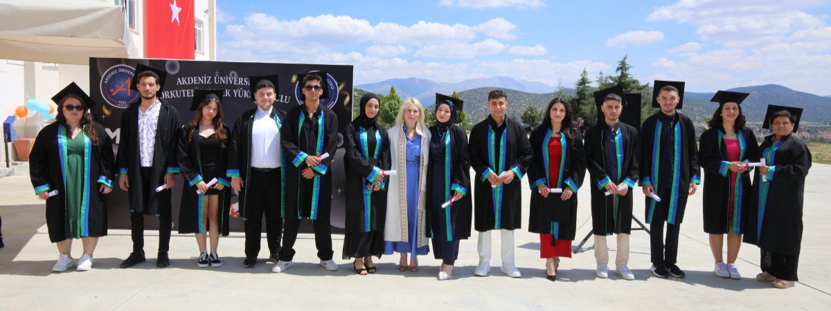 https://webis.akdeniz.edu.tr/uploads/1025/slider/8910500b-9c6c-4335-a48a-5061ff380b88.png