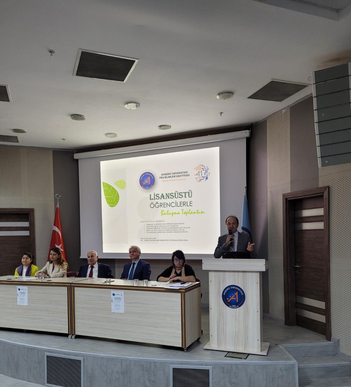 Lisansüstü Öğrenci–Öğretim Üyesi Buluşması