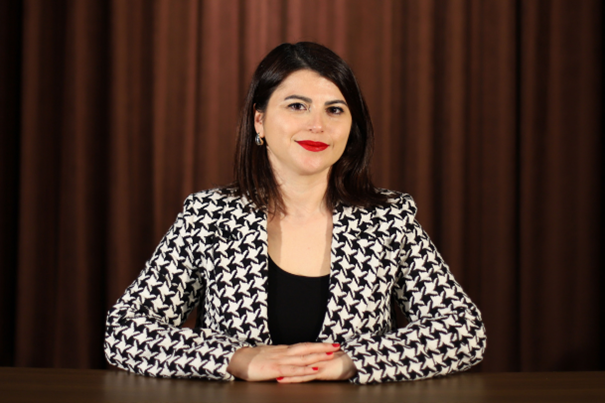 Doç. Dr. Gülten ADALI.png