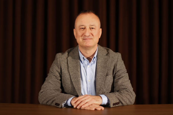 Prof. Dr. Tugay ARAT.png