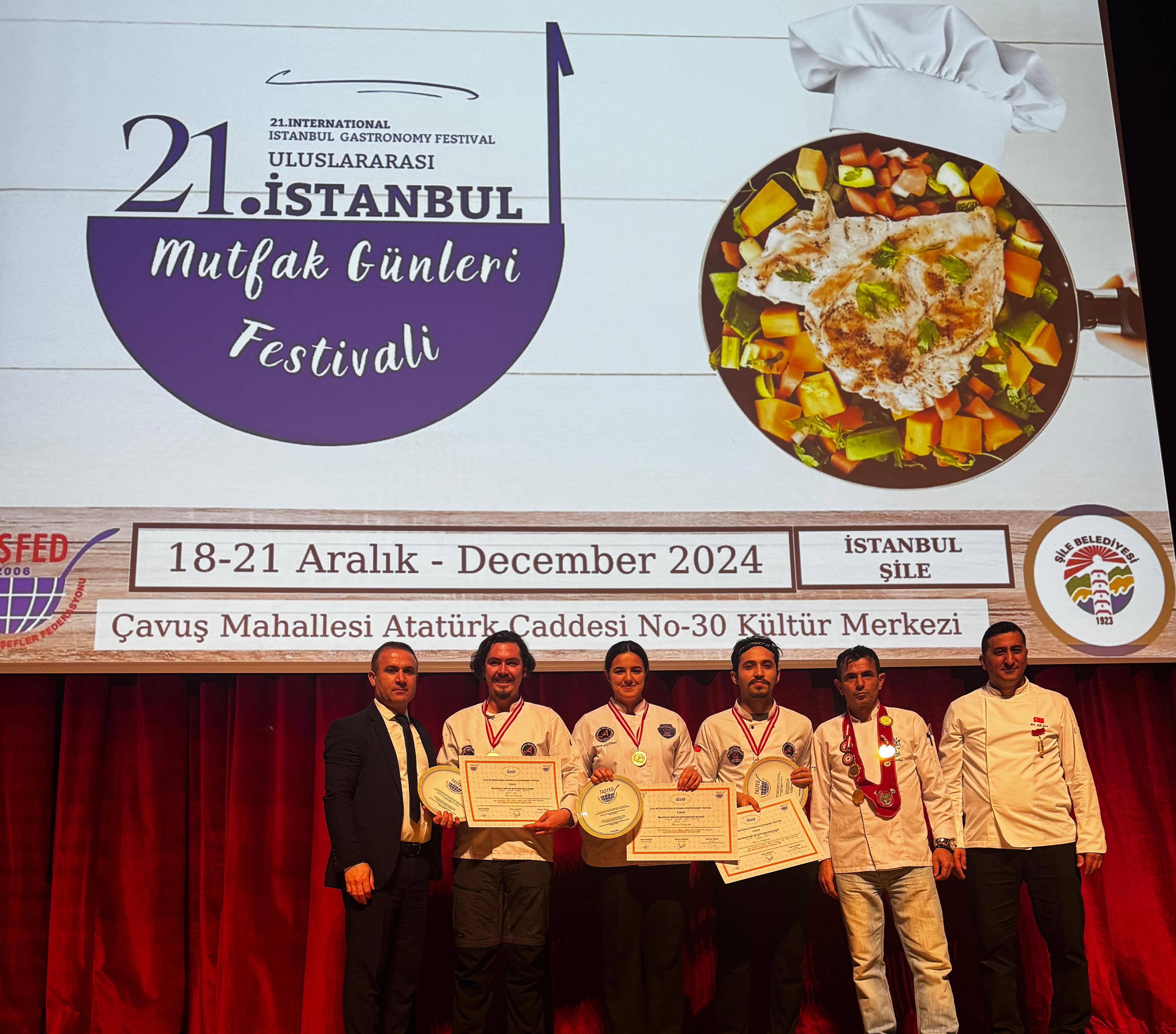 Gastronomi ve Mutfak Sanatları Öğrencilerinden 21. İstanbul Uluslararası Gastronomi Festivali'nde Büyük Başarı