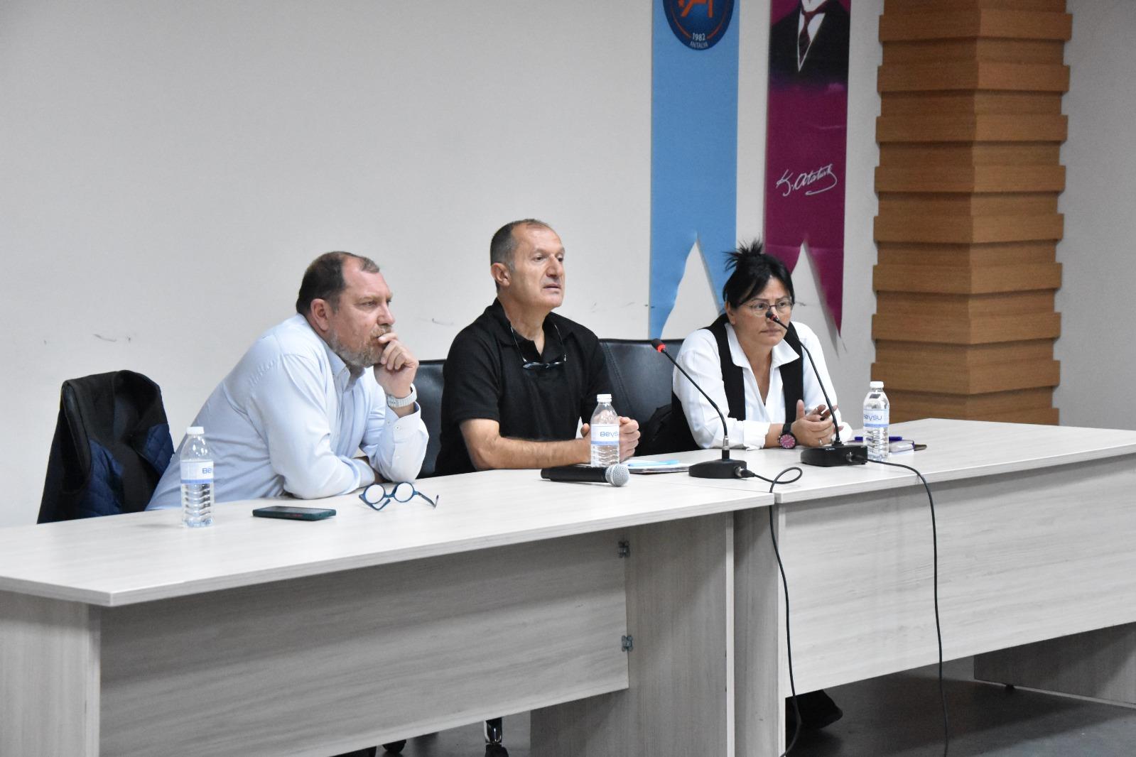 Turizm Rehberliği Mesleğinde Uzmanlaşmaya Yönelik Söyleşi Etkinliği