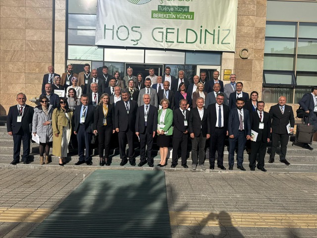 Prof. Dr. Nafiye &Uuml;NAL-ŞURA-2.JPG