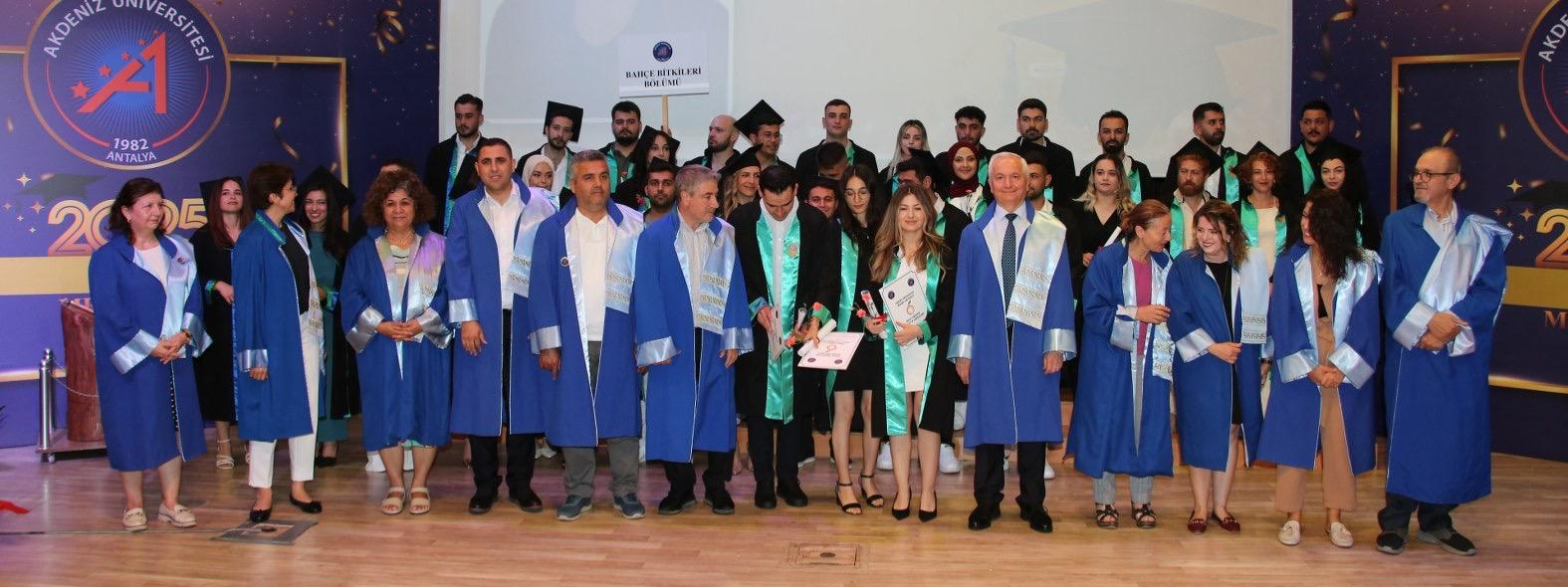 https://webis.akdeniz.edu.tr/uploads/1078/slider/23c7de89-3ad7-4ab5-812d-132666087ad2.png