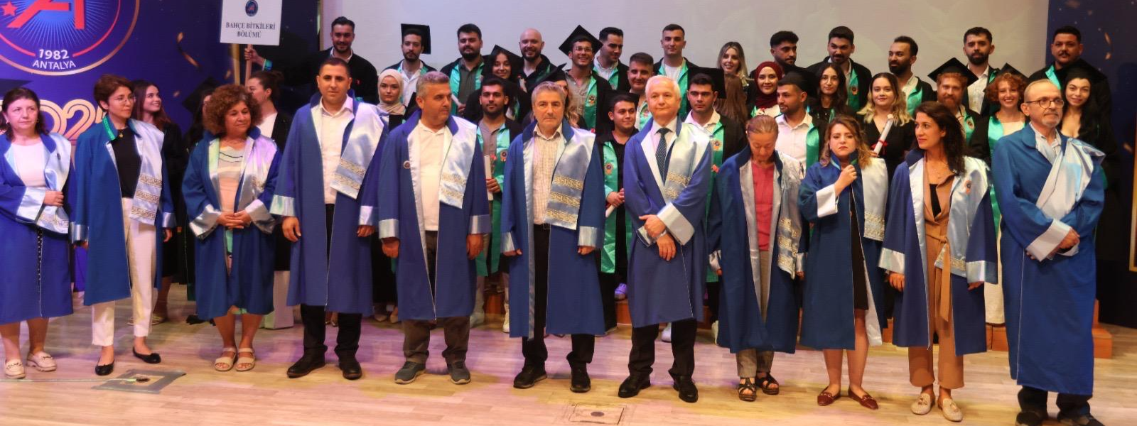 https://webis.akdeniz.edu.tr/uploads/1078/slider/d9932cdd-984f-476d-9d83-f5181b6cefc6.png