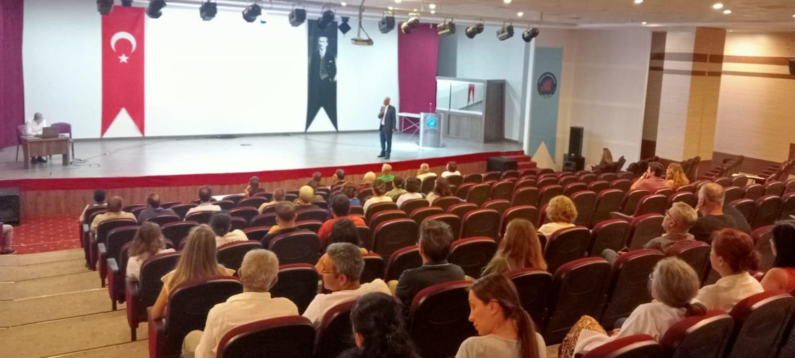Eğitim Fakültesi 2025-2026 Eğitim Öğretim Yılı Akademik Kurul Toplantısı