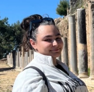 Asude ŞAKAR