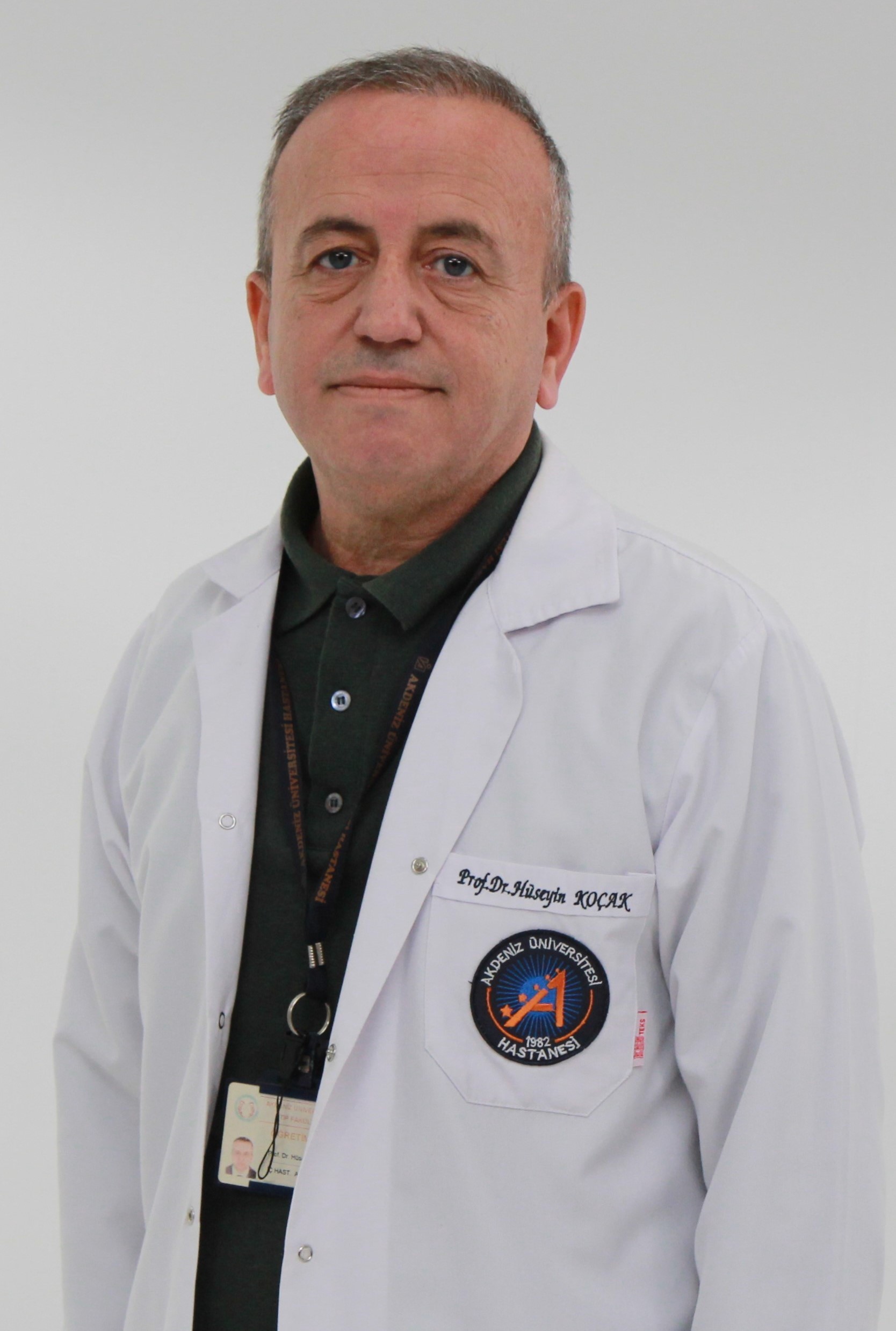 H&Uuml;SEYİN KO&Ccedil;AK - NEFROLOJİ-1 copy 1.JPG