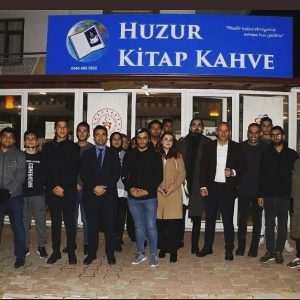 Öğrenciler Göz Bebeği “Huzur Kitap Kahve Projesine” Veda Ediyor.jpg