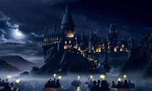 Harry Potter Yeniden Hogwarts’a Dönüyor.jpg