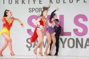 Salsa Şampiyonası Antalya’da.jpg