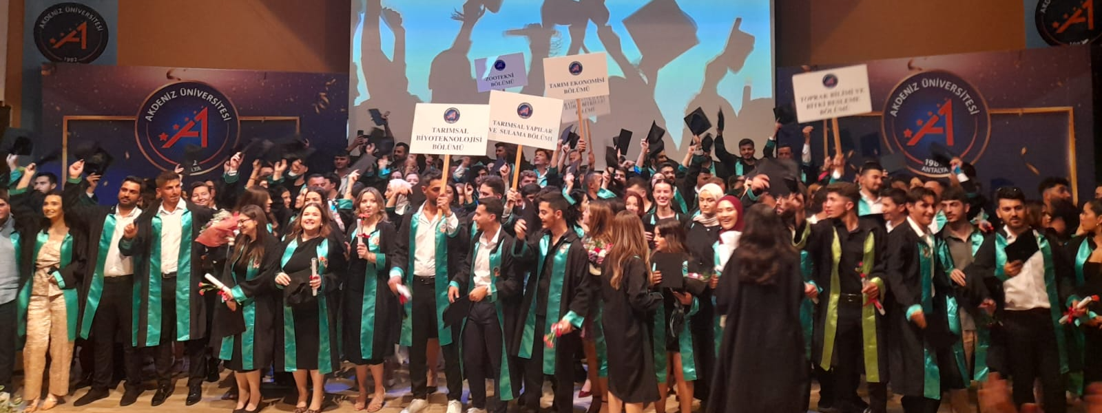 https://webis.akdeniz.edu.tr/uploads/12/slider/6e3c9c6d-534c-4098-bae1-4d2d421c1e82.png