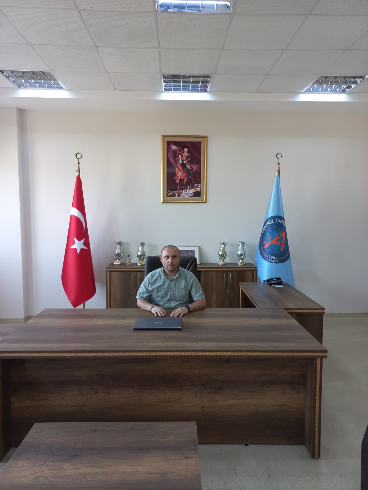 Öğr. Gör. Dr. Özkan ERDEM